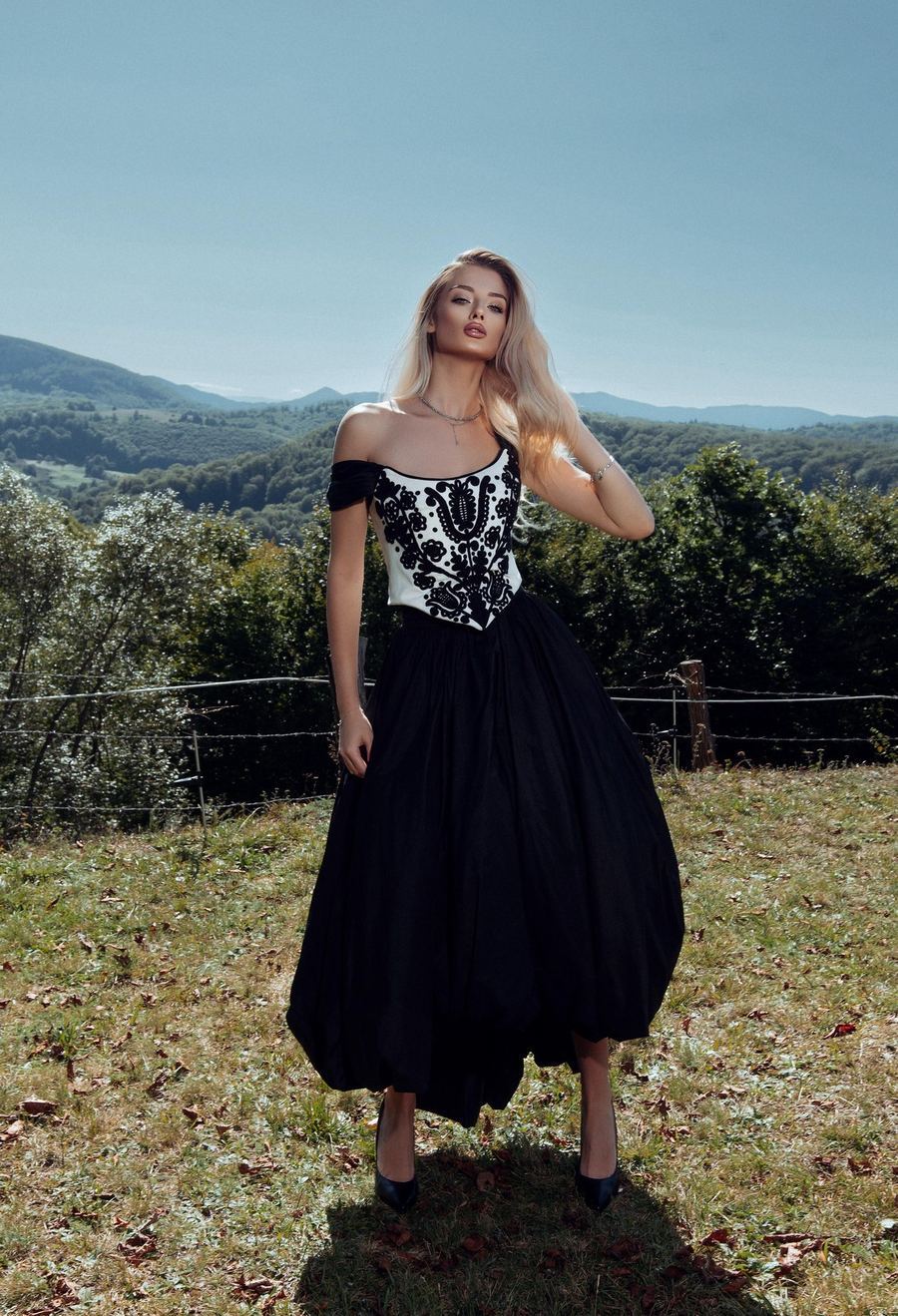 Transylvanian Couture look with hand-drawn embroidery detail